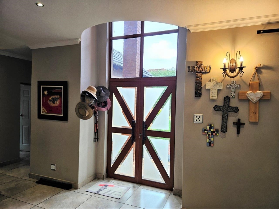 4 Bedroom Property for Sale in Melodie North West